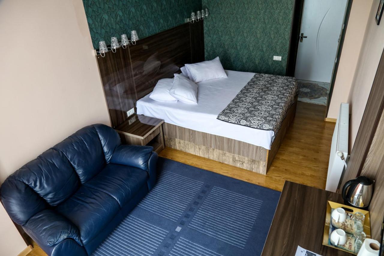 Guest House بورجومي المظهر الخارجي الصورة