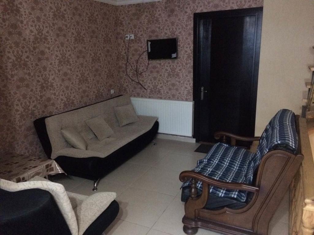 Guest House بورجومي المظهر الخارجي الصورة