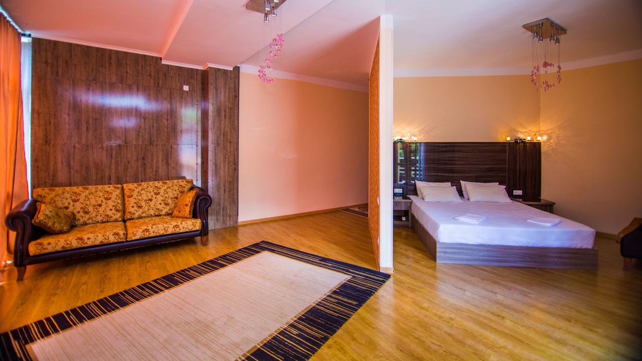 Guest House بورجومي المظهر الخارجي الصورة