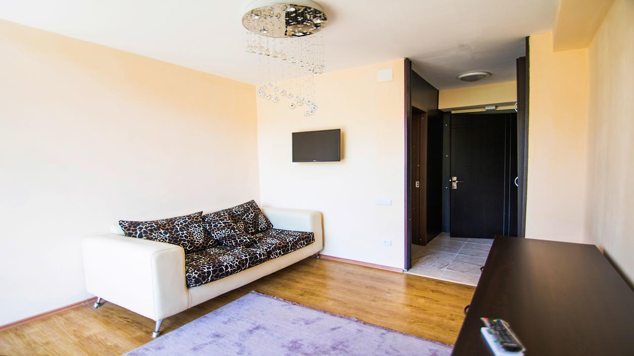Guest House بورجومي المظهر الخارجي الصورة